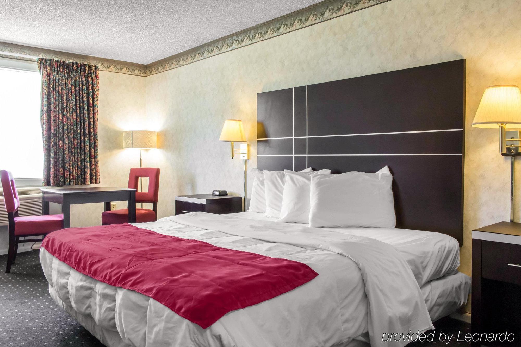 Oceanside Lodge Marmora Luaran gambar
